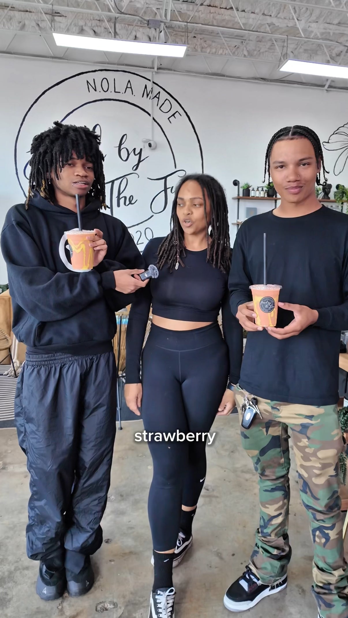 Saved by the Juice's 'Summer Tingz' vegan strawberry smoothie taste test